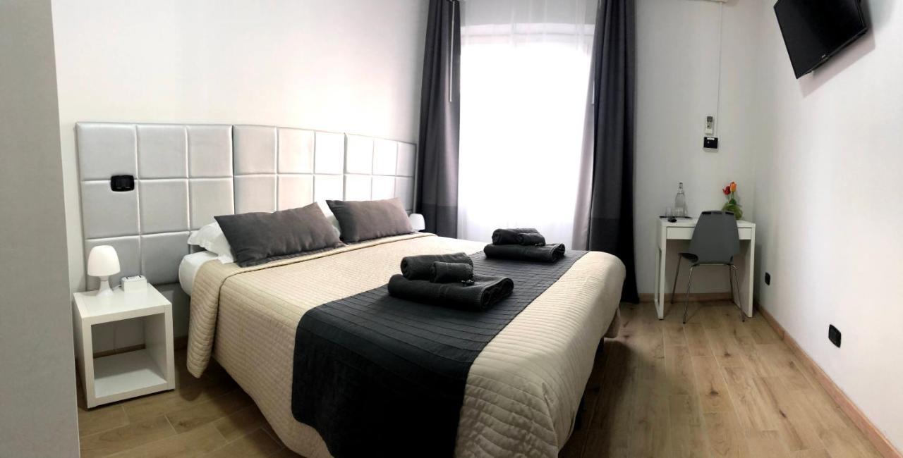 Avec Moi Roma Bed & Breakfast Ngoại thất bức ảnh