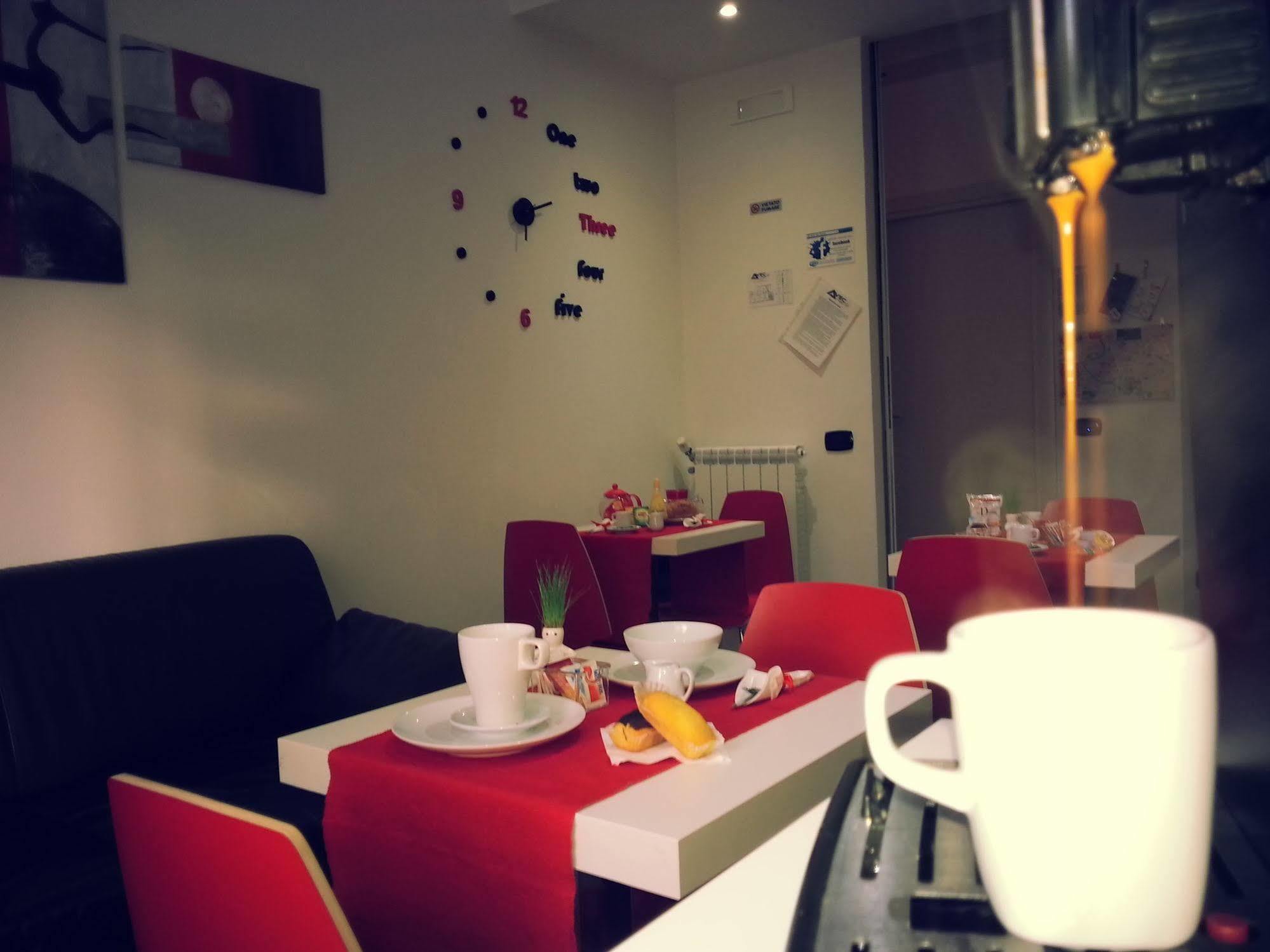 Avec Moi Roma Bed & Breakfast Ngoại thất bức ảnh